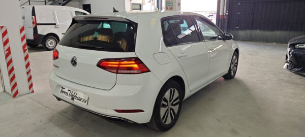 Volkswagen e-GOLF