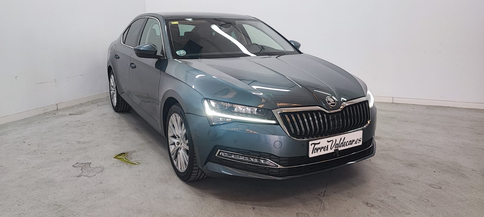 SKODA SUPER B 2.0 TDI 190 CV DSG STYLE