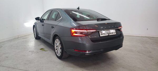 SKODA SUPER B 2.0 TDI 190 CV DSG STYLE