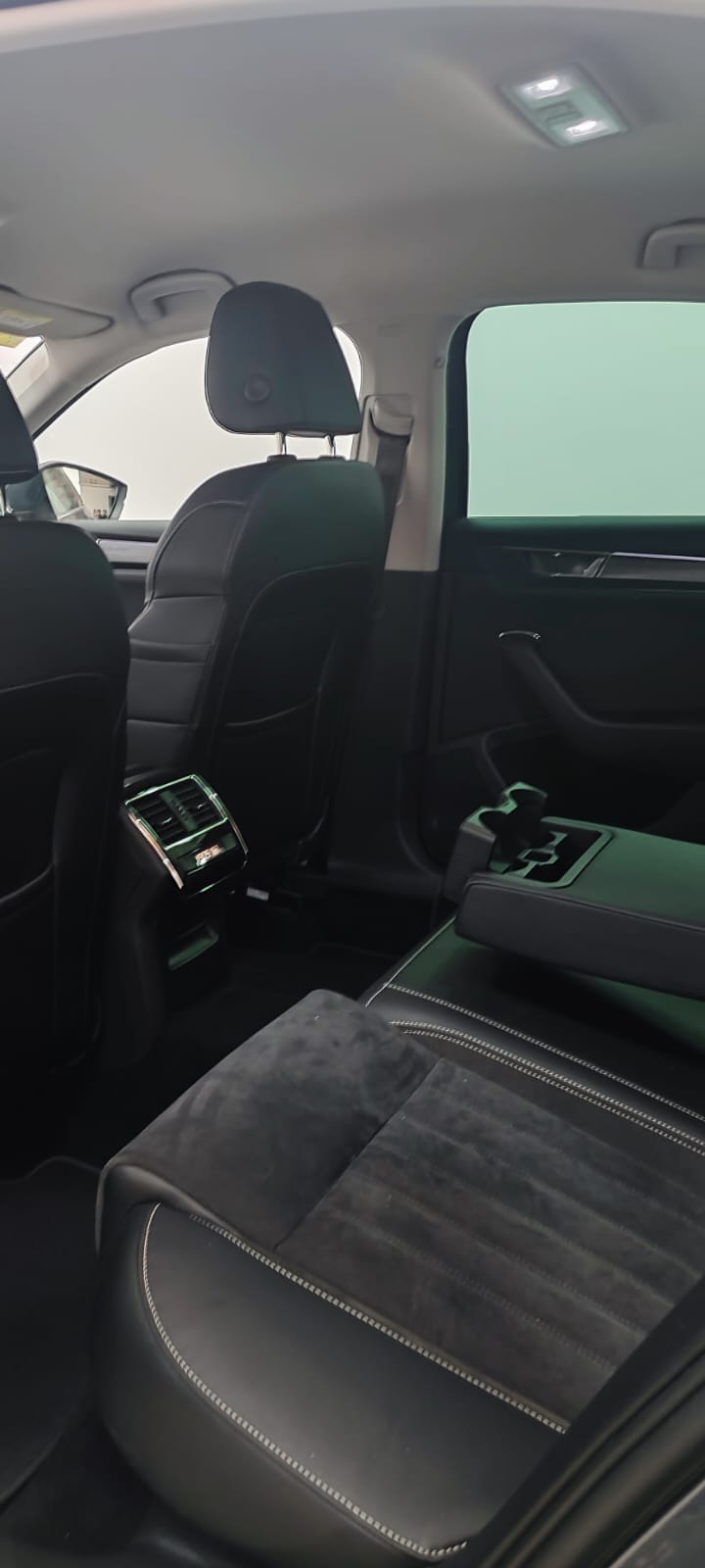 SKODA SUPER B 2.0 TDI 190 CV DSG STYLE