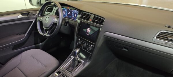 Volkswagen e-GOLF