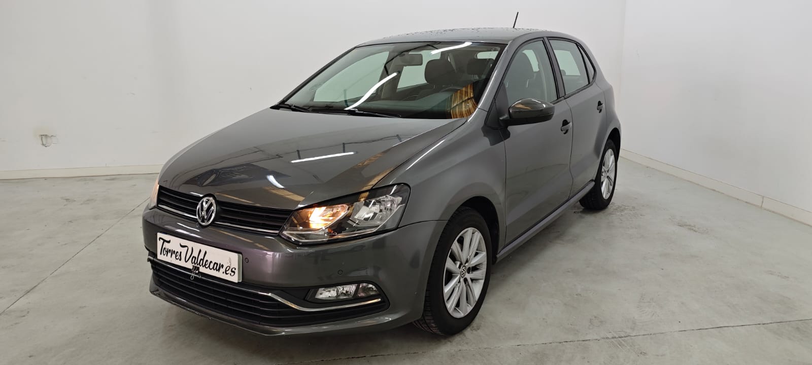 VOLKSWAGEN POLO 1 VOLKSWAGEN POLO