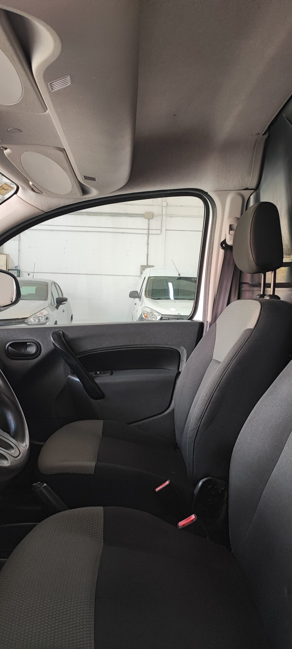 Renault Kangoo Furgón 1.5 Dci 9 Renault Kangoo Furgón 1.5 Dci