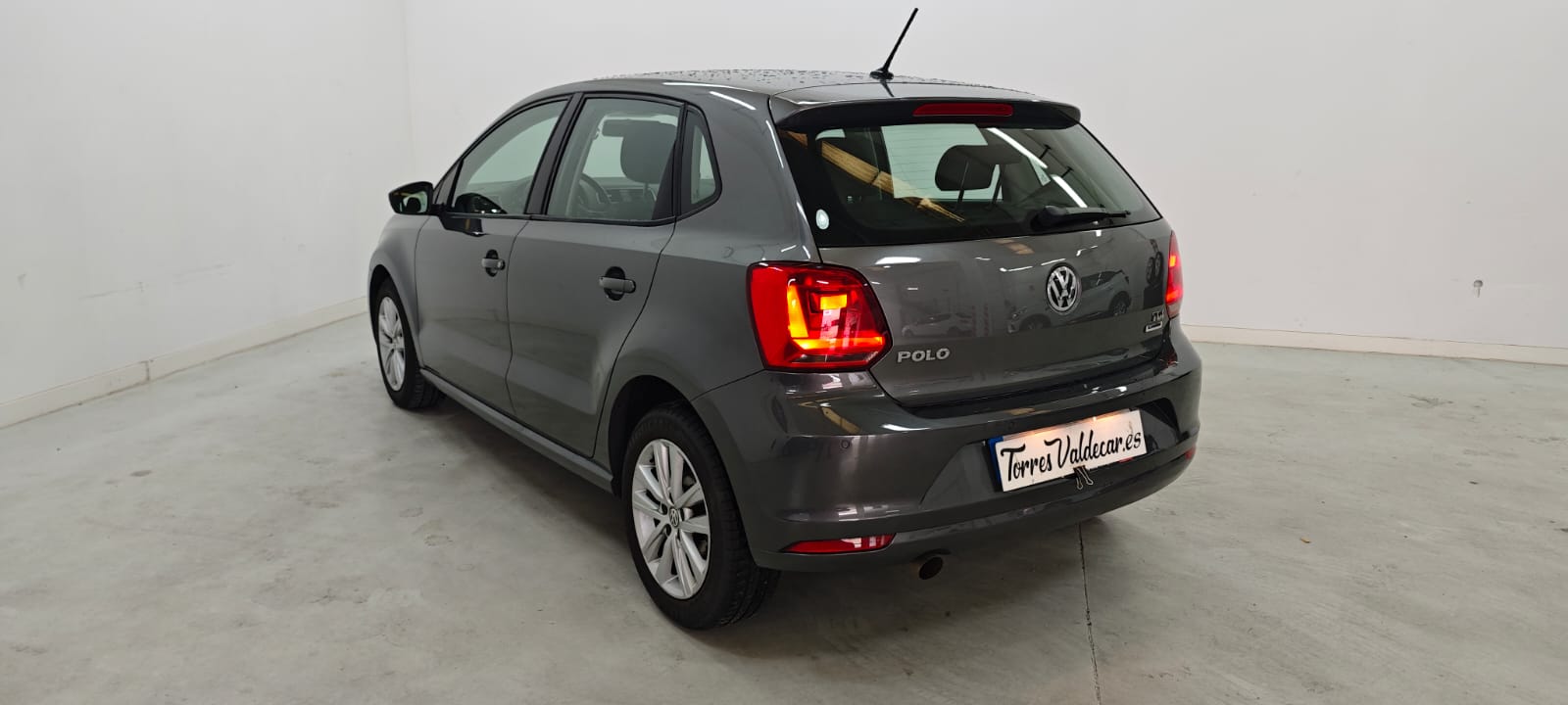 VOLKSWAGEN POLO 4 VOLKSWAGEN POLO