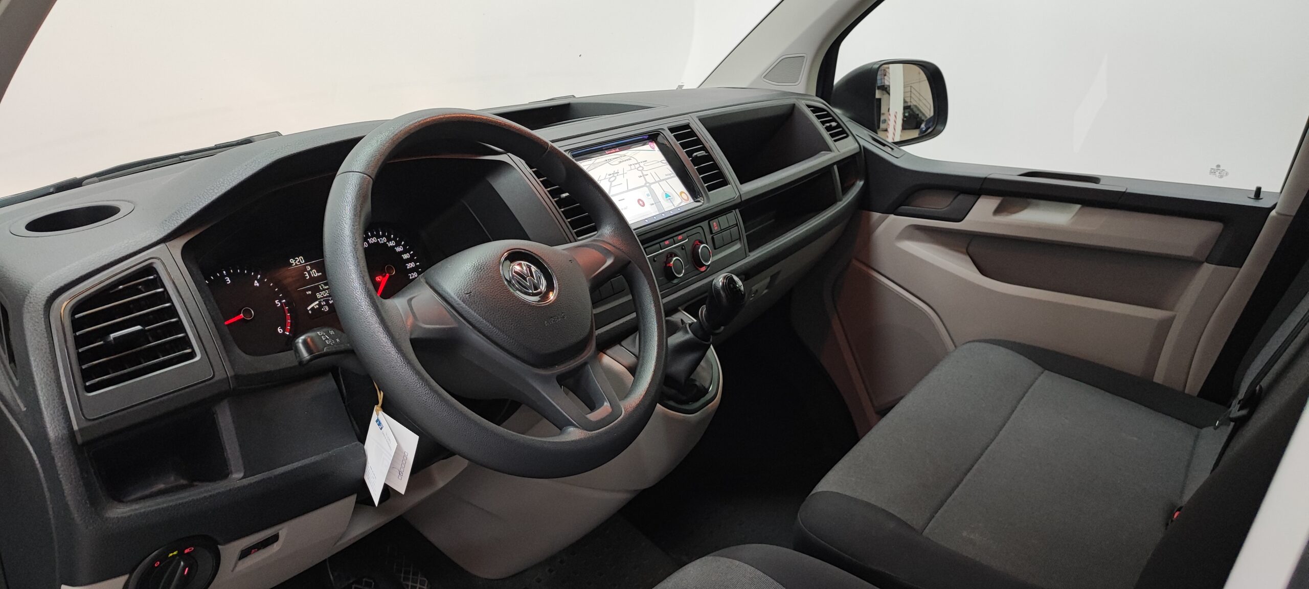 6 Volkswagen Transporter