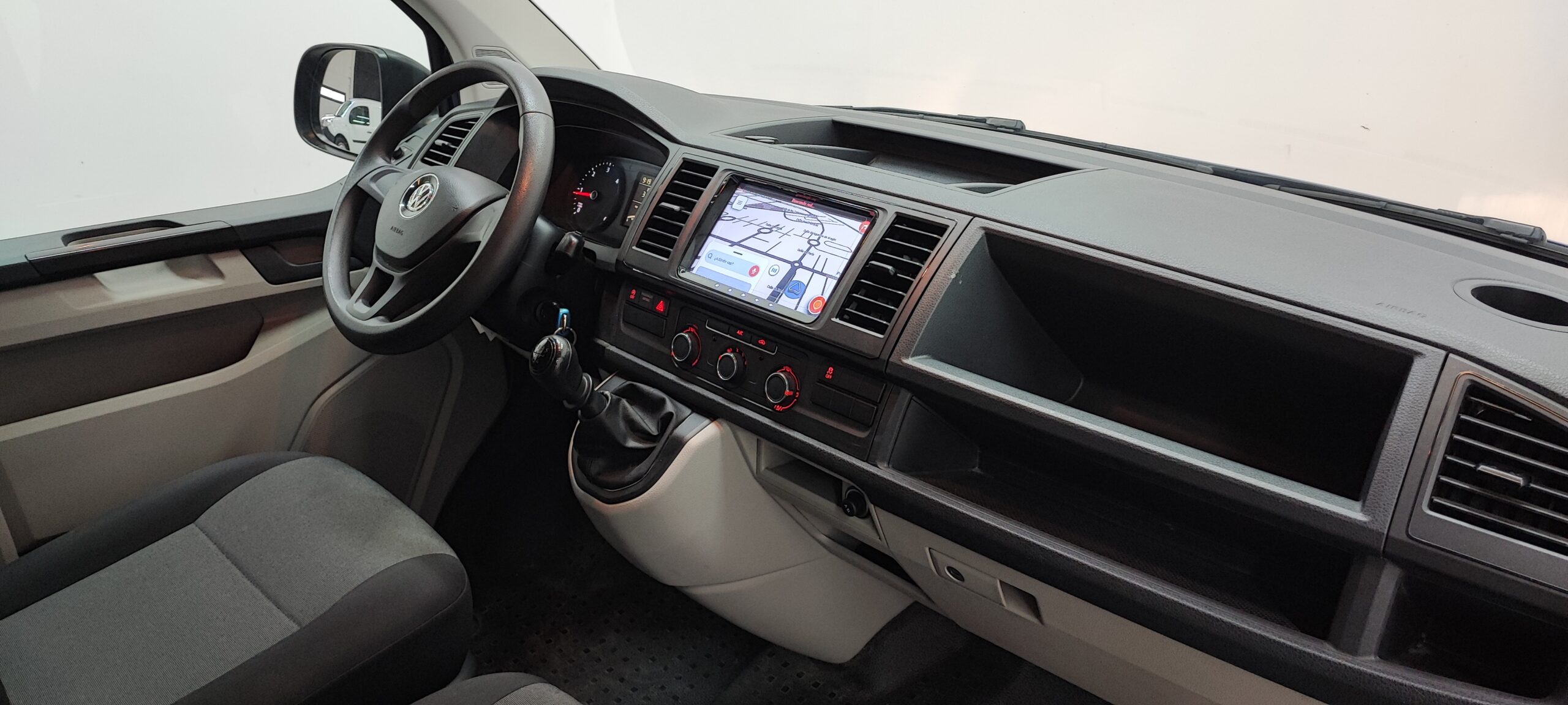 8 Volkswagen Transporter